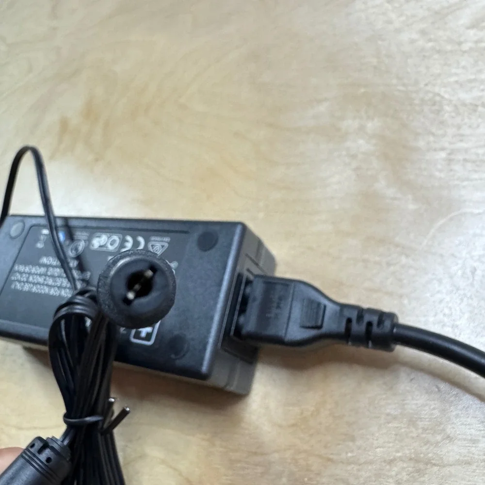 Zopec Medical AC/DC Adapter BX-2402000 24V 2.0A Power Supply Charger Cord